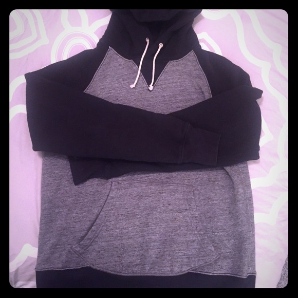 🎊 SALE 🎊 J. CREW HOODIE