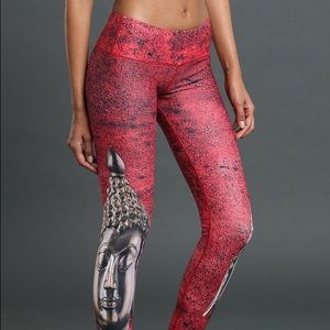 HIGH QUALITY YOGA LEGGINGS NWT W/ BUDDHA GRAPHIC