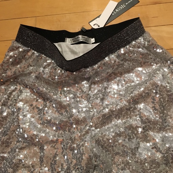 SILVER SEQUINED PETITE SKINNY PANTS - Picture 2 of 4