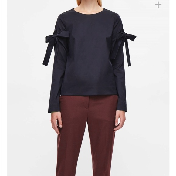 Top with Sleeve ties