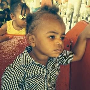 Meet your Posher, Monica