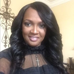 Meet your Posher, Michele