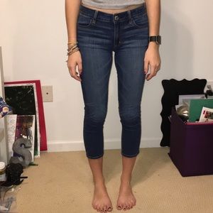 Cropped american eagle jeans