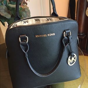 Michael kors satchel