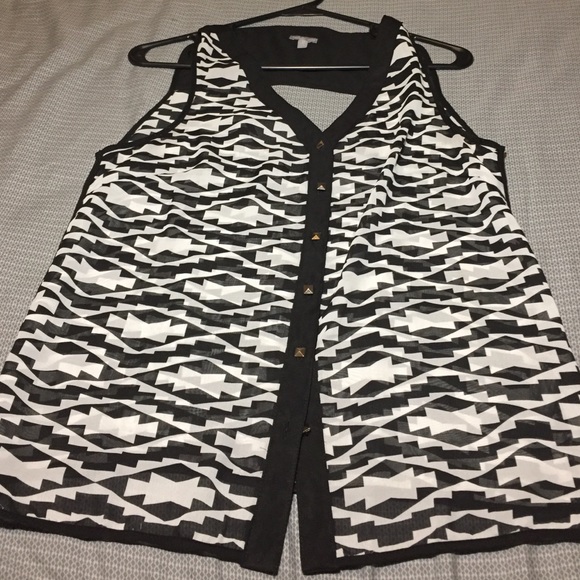 Charlotte Russe Back Cutout Shirt