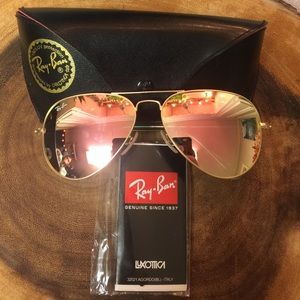 Rose gold Ray Ban