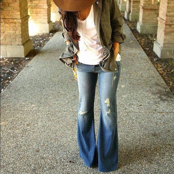 Abercrombie and Fitch Madison Flare Jeans 4S