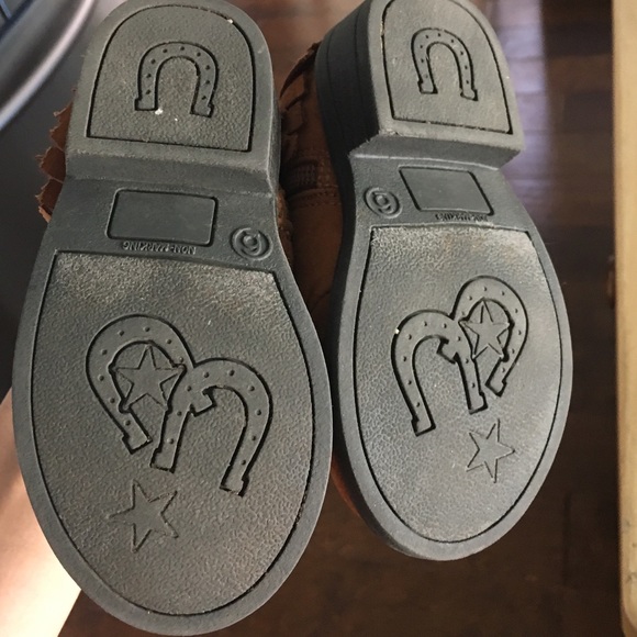 Cat and Jack Fringed ankle Bootie - Picture 3 of 4