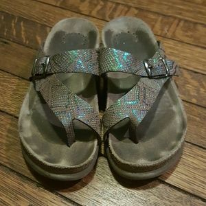 Mephisto Helen sandals