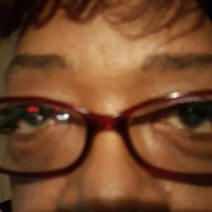 Meet your Posher, Joyce