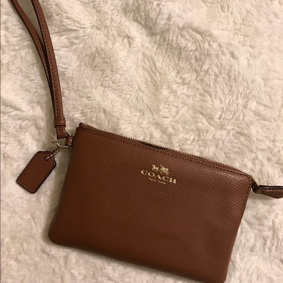 Wristlet - Picture 1 of 3