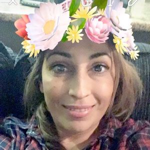 Meet your Posher, Isabel