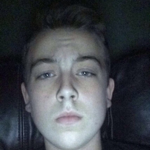 Meet your Posher, Oliver - Picture 1 of 1