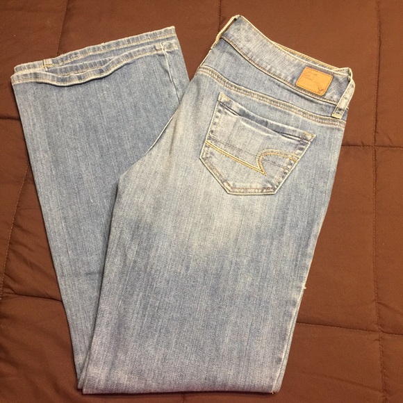 American Eagle Favorite Boyfriend Jeans 👖