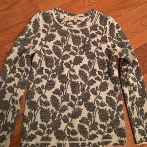 Floral embroidered sweatshirt