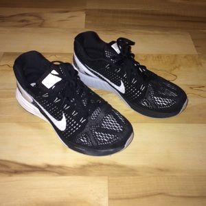 Nike Women's Lunarglide 7