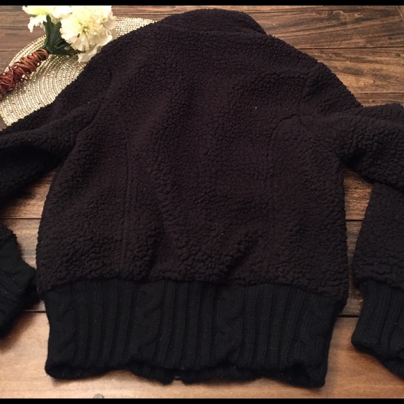 Fleece Jacket - Picture 3 of 4