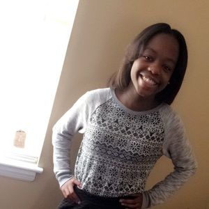 Meet your Posher, Desiree