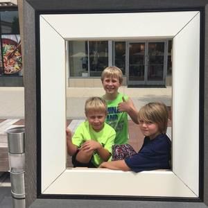 Meet your Posher, Joy