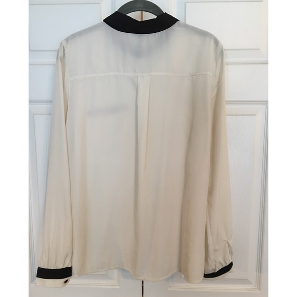 Ivory with black banded blouse L - Picture 2 of 4