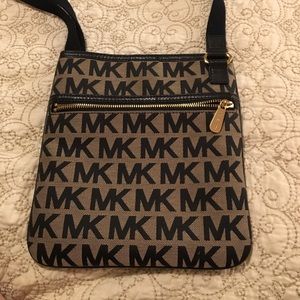 Michael Kors Crossbody Bag