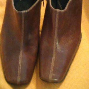 EUC Aerosoles Brown Booties with Side Zip Size 8.5