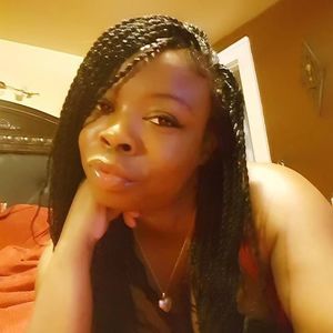 Meet your Posher, Kendra