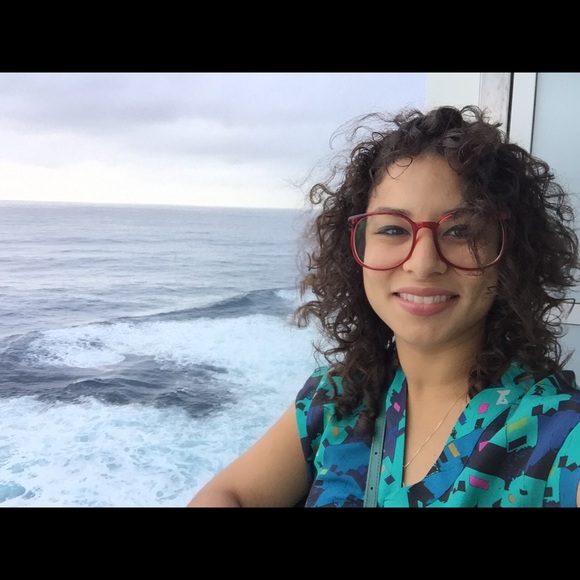 Meet your Posher, Yuvia