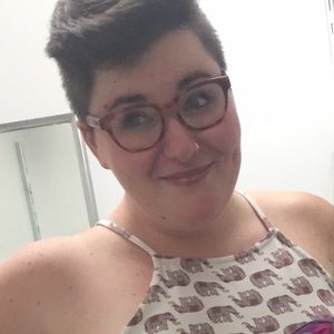 Meet your Posher, Carly