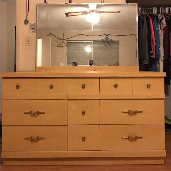 5 piece beautiful bedroom set - Picture 2 of 3