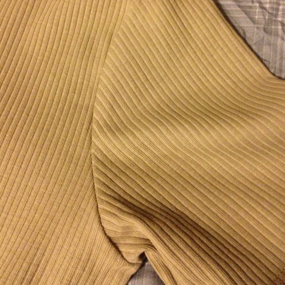 Forever 21 never used/worn t-shirt - Picture 3 of 3