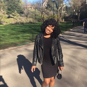 Meet your Posher, Briana
