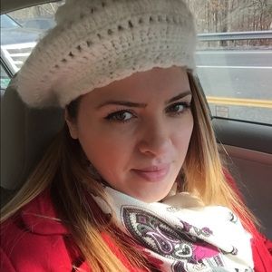 Meet your Posher, Oznur