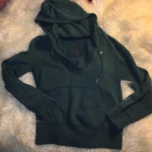 American eagle v-neck sweatshirt