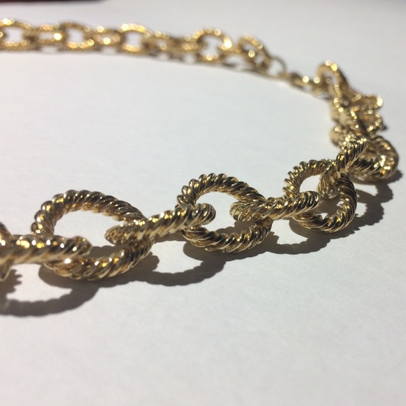 Chunky gold vintage choker necklace - Picture 4 of 4