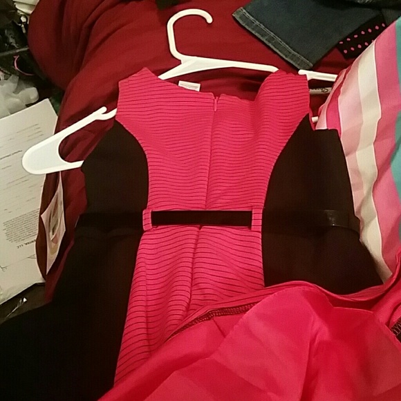 Girls Dress. On sale now till 5pm n shipping 4.95 - Picture 2 of 4