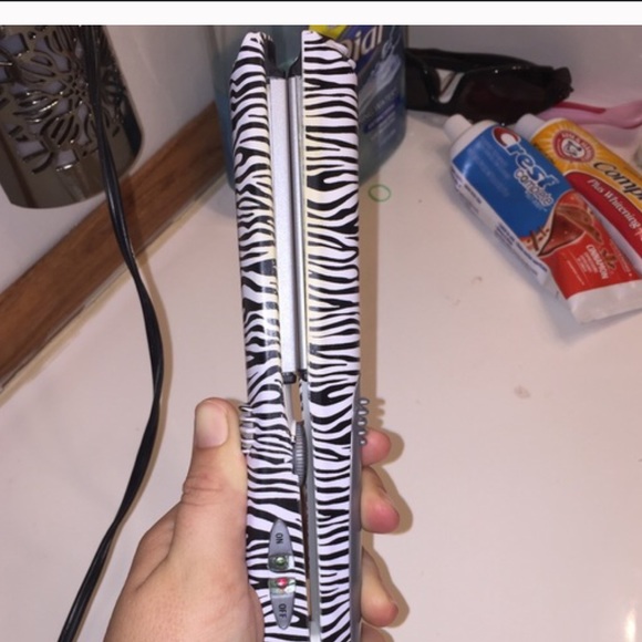 Conair Accessories - Conair Zebra Print Dual Voltage 1in. Flat Iron