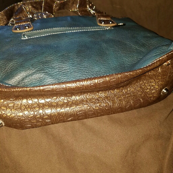 Purse - Picture 2 of 4