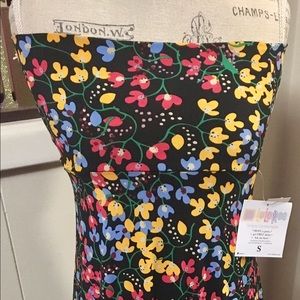 LulaRoe maxi skirt size small runs true to size