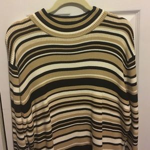 Brown tan & white turtle neck