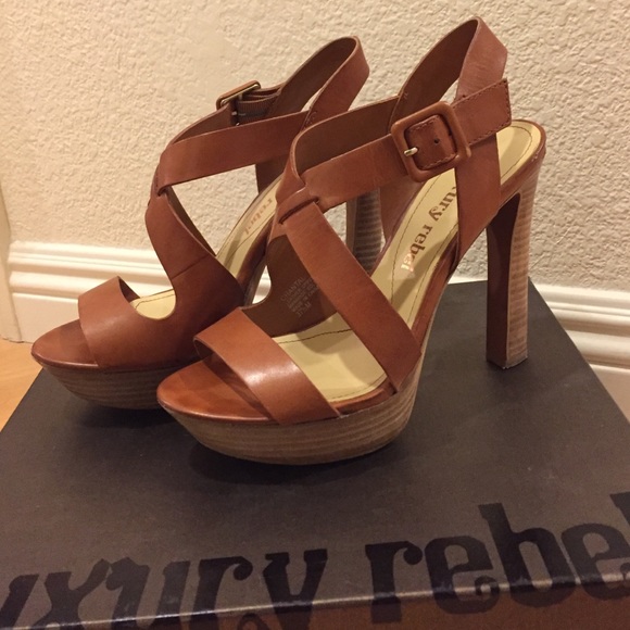 Luxury Rebel Platform Leather Heels - Picture 2 of 4