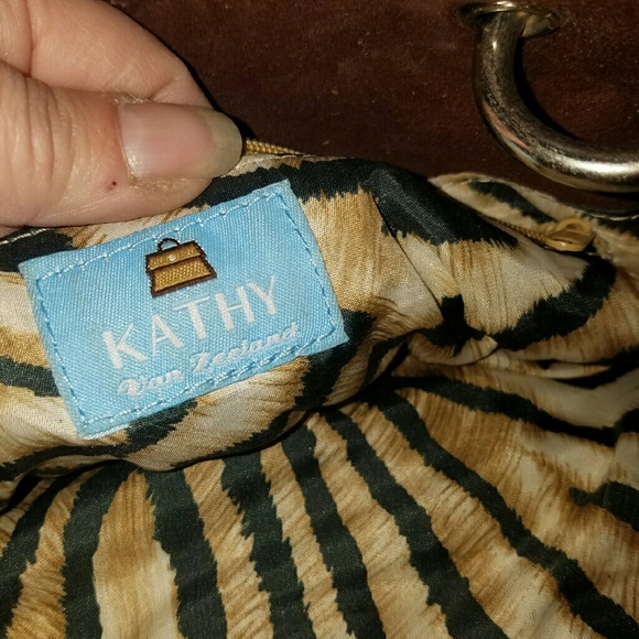 Purse - Picture 3 of 4