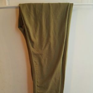 EUC olive green OS leggings