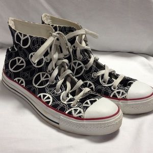 converse peace sign