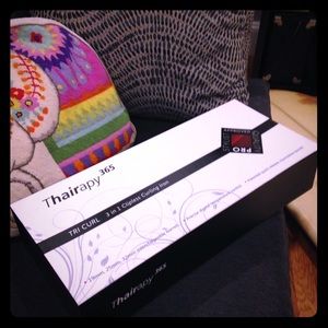 Thairapy curling iron