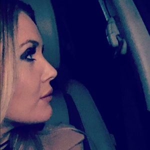 Meet your Posher, Kelley