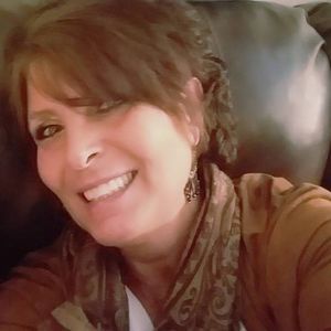 Meet your Posher, Cindra