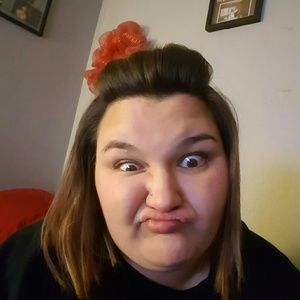 Meet your Posher, Gabrielle