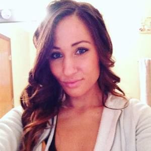 Meet your Posher, Lynli