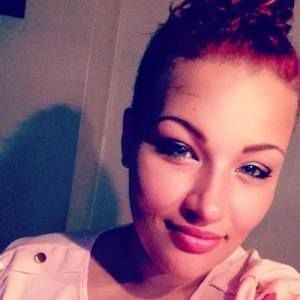 Meet your Posher, Carina